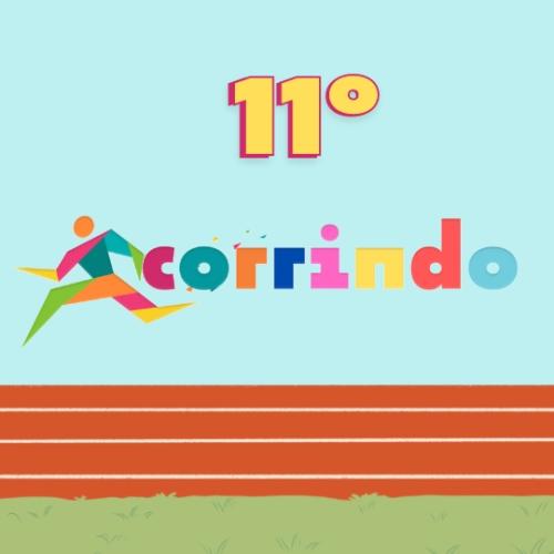 logotipo do corrindo com uma pessoa feita de formas geometricas correndo numa pista com ceu azul