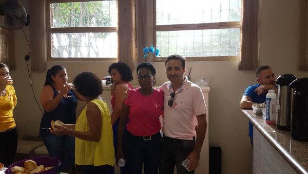 Colaboradores da FEF promovem