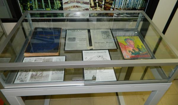 biblioteca