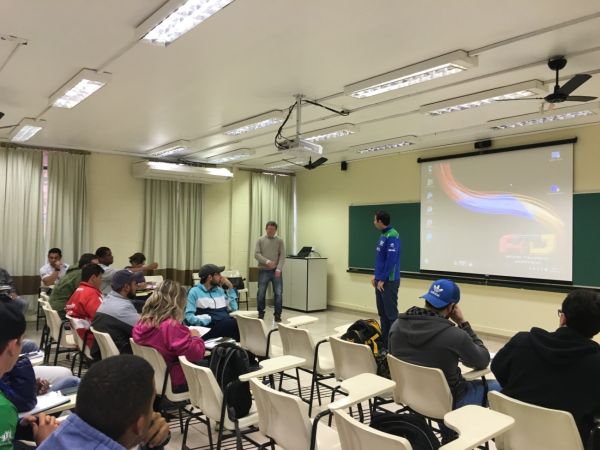 Equipe de Paracanoagem e Comitê Paralímpico